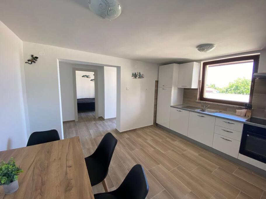 Apartment Mihael Пула Екстер'єр фото